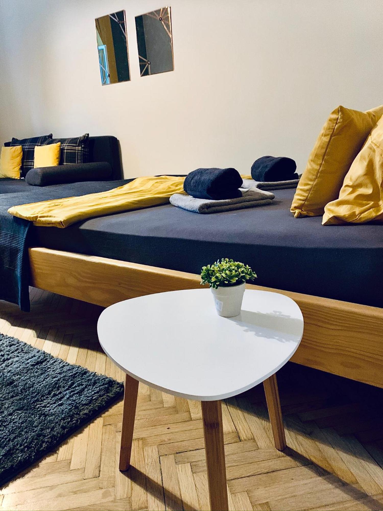 Hostel Sova Novi Sad Bilik gambar