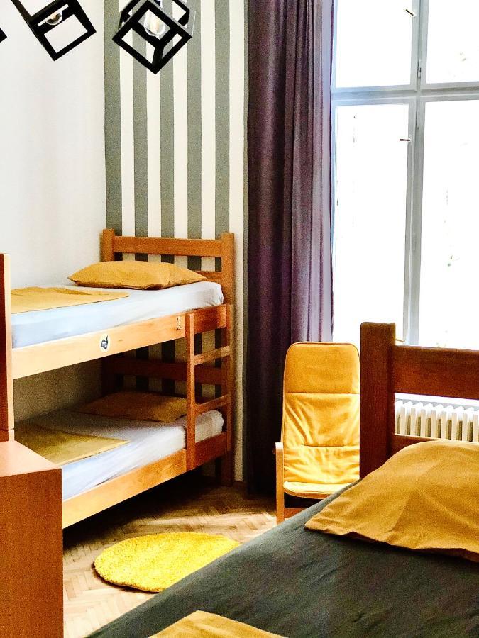 Hostel Sova Novi Sad Luaran gambar
